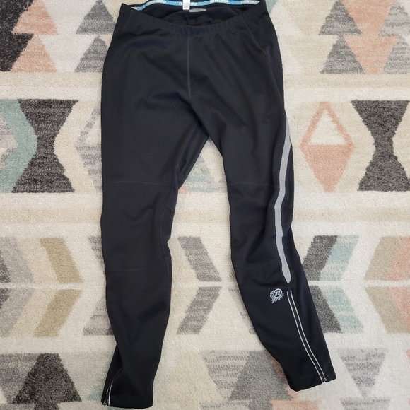 Novara Women's Black Cycling Pants Size XL - Picture 1 of 7